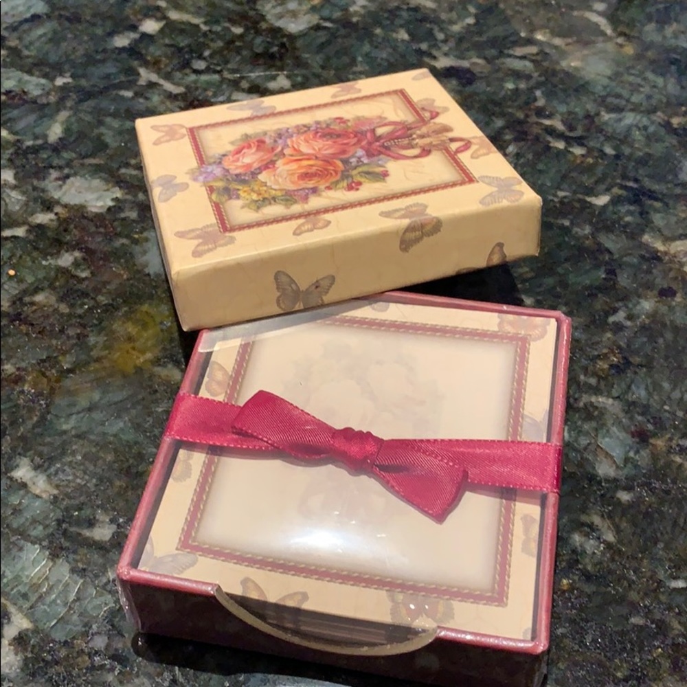 Floral/butterfly note cards-new in package